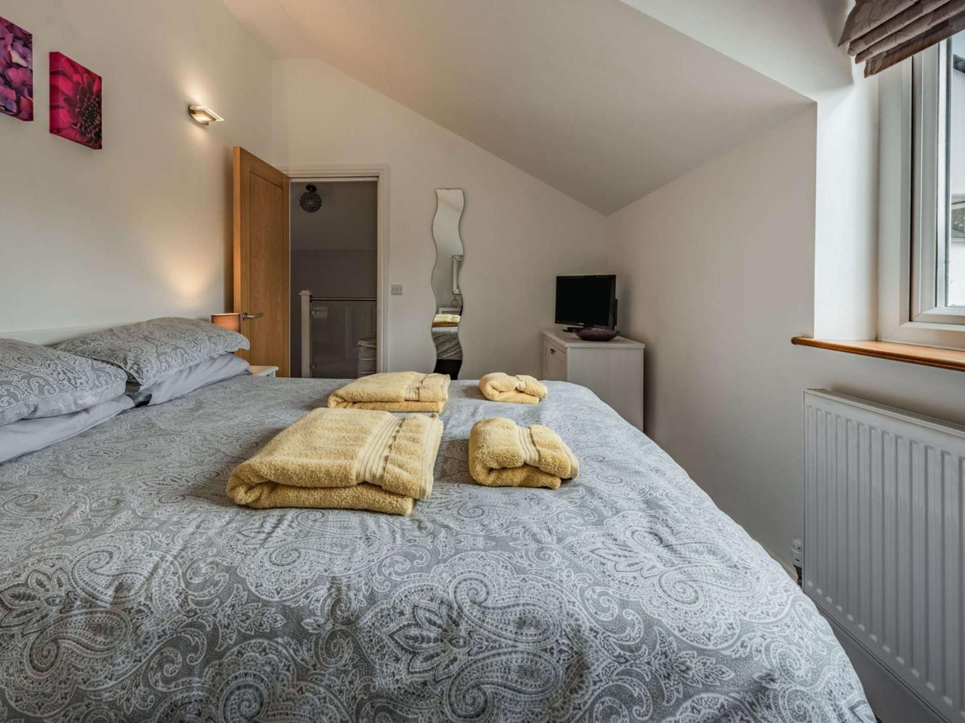 2 Bed In Tenby Fb219 Esterno foto